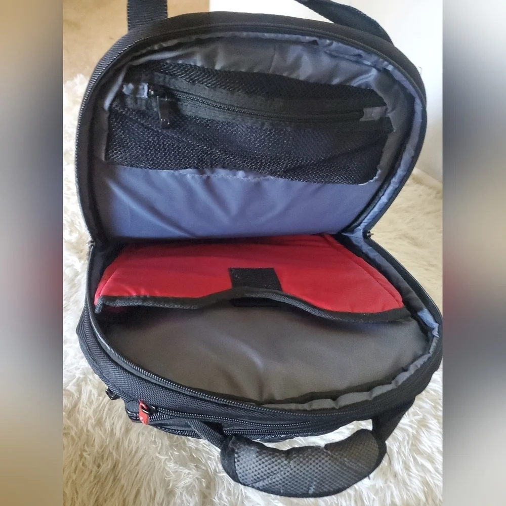 Swiss Gear Wenger Synergy Backpack Laptop Business Black & Gray 16